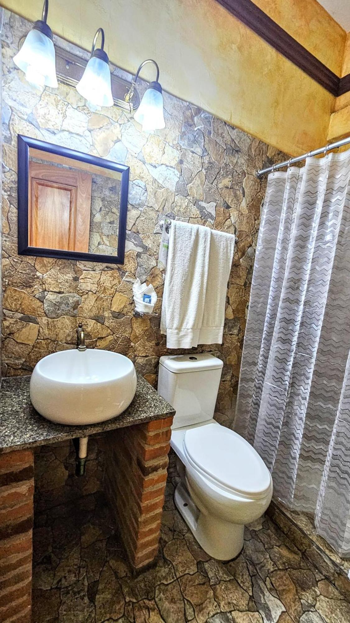 Antigua Inn Hotel Guatemala City Exterior photo
